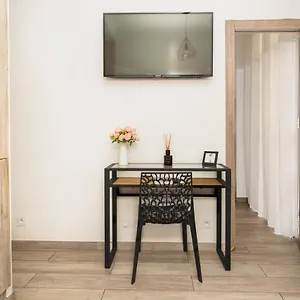  Appartamento Centre Flat - Modern, Quiet And Brand New